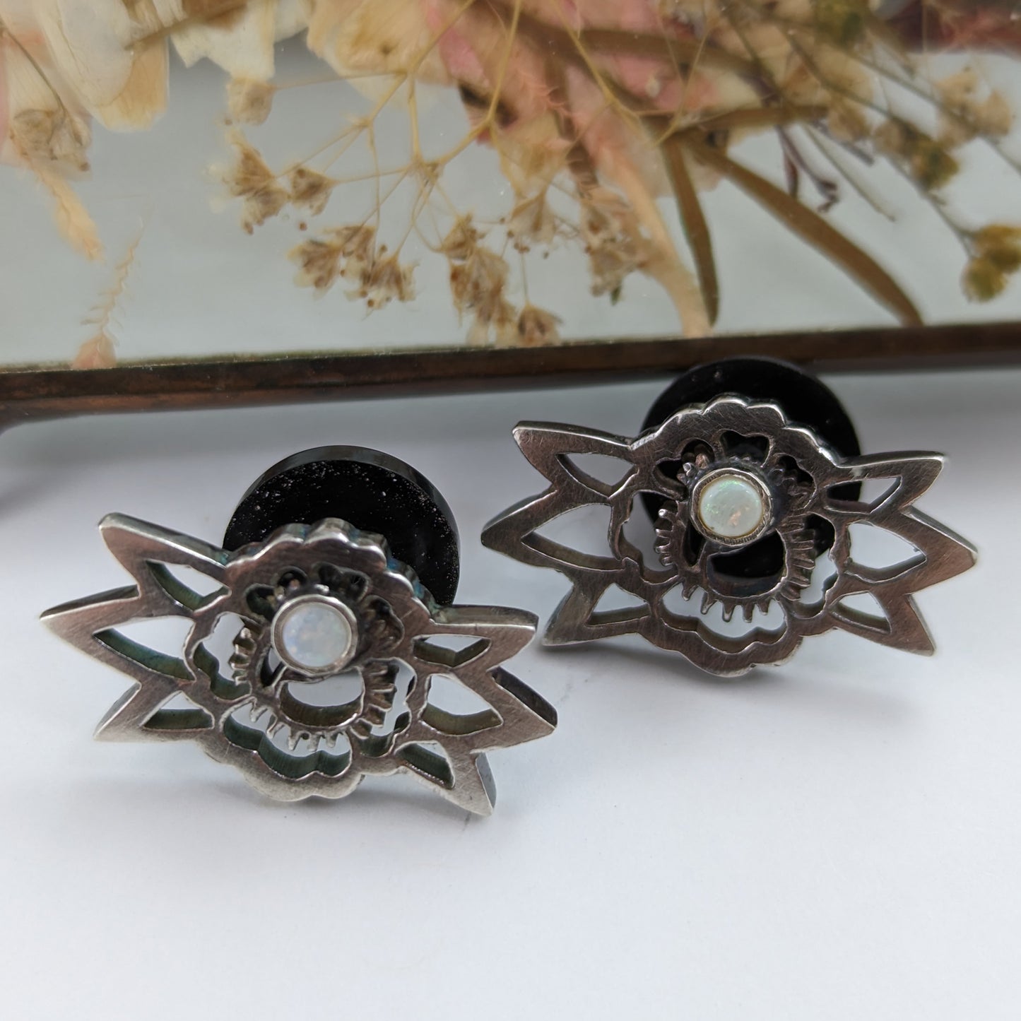 Tattoo Rosey Opal Pins