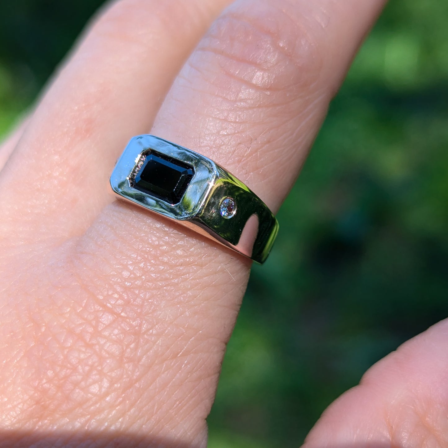 Spinel & Diamond Ring