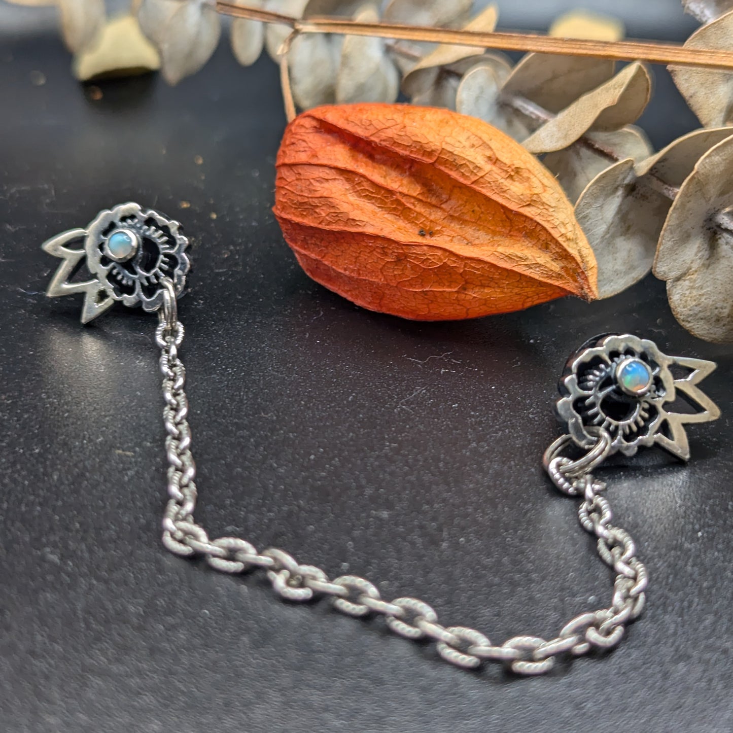 Tattoo Rose & Opal Pin Chain
